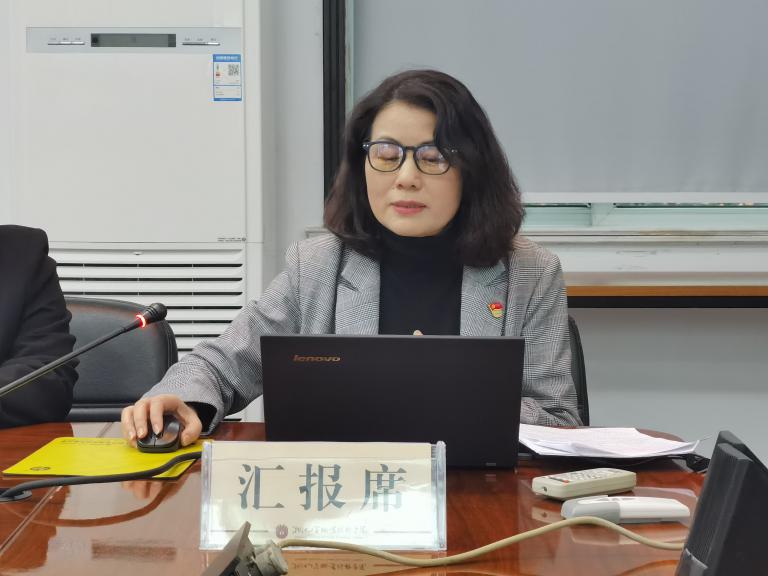 eef8fb58b8ba9b3be57c8f1660f0bb6